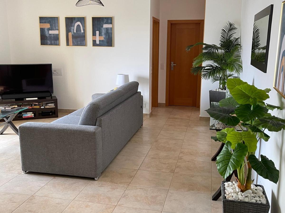 Lucas House 3 - Garden Apartment Lagos Eksteriør bilde